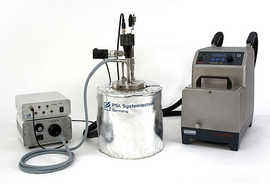 Gashydratautoklav mit Kamera, Thermostat und Display-Box zur Untersuchung von Gashydraten, Inhibitoren und Antiagglomeraten.